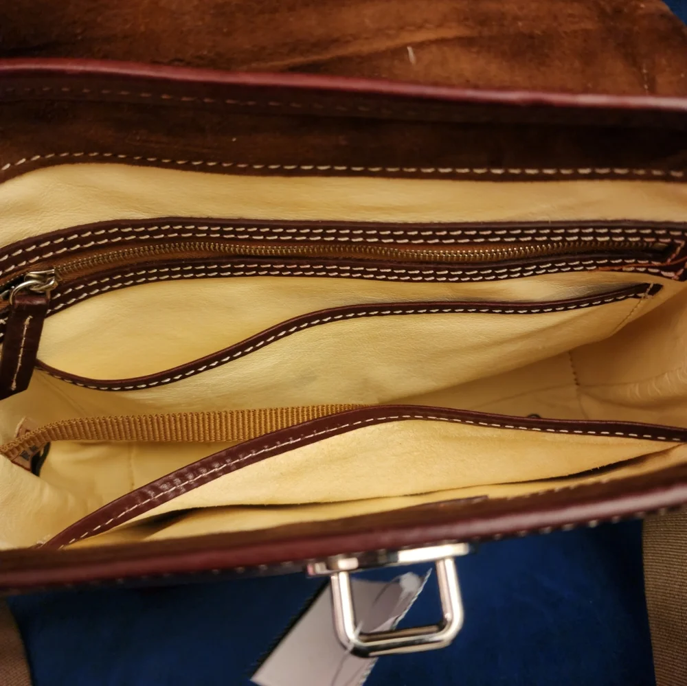 Dooney & Bourke Brown Leather Crossbody Bag - Picture 4 of 11